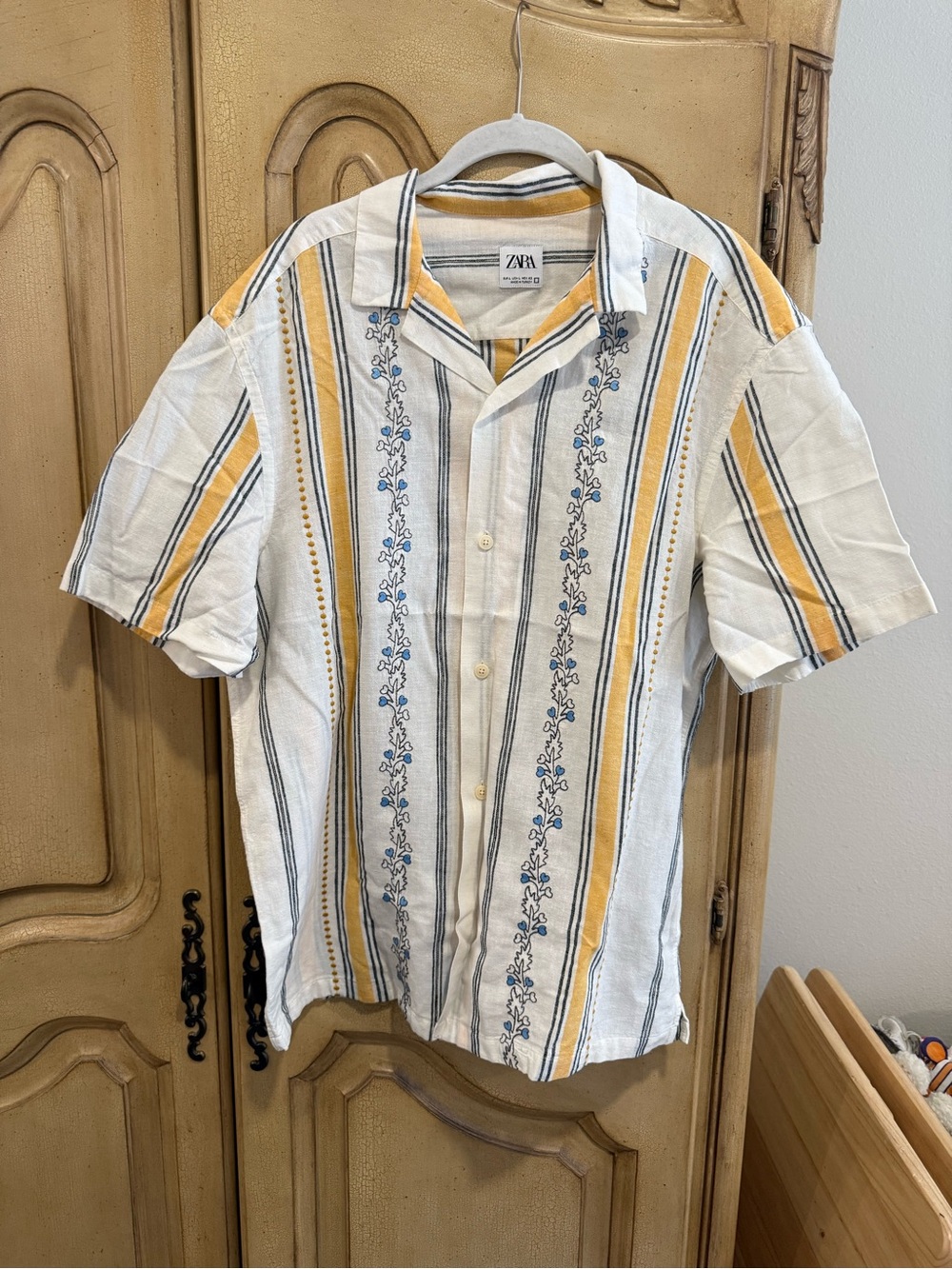 ZARA White, Yellow & Blue Striped Short-Sleeve Button-Up Shirt